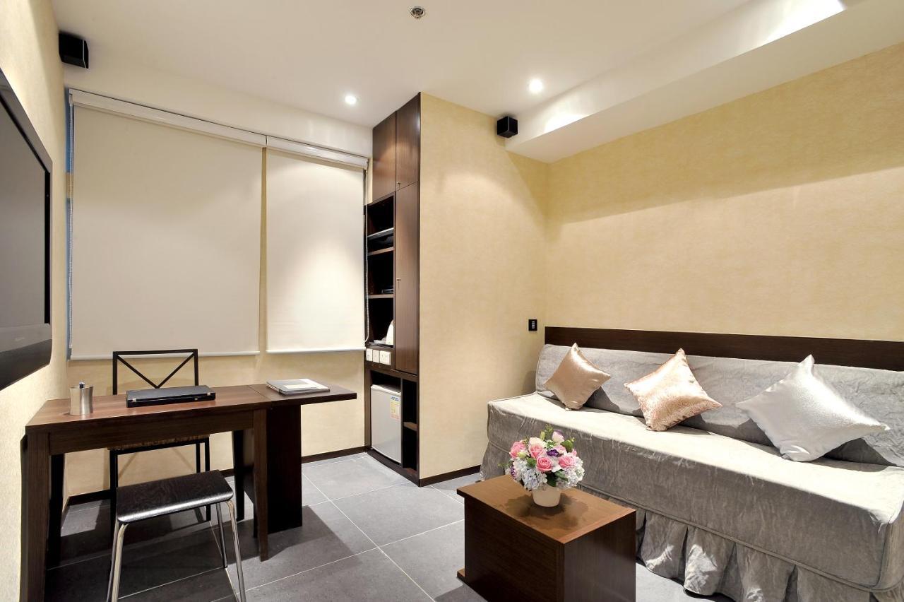 Mingle With The Star Hotel Hong Kong Exterior photo